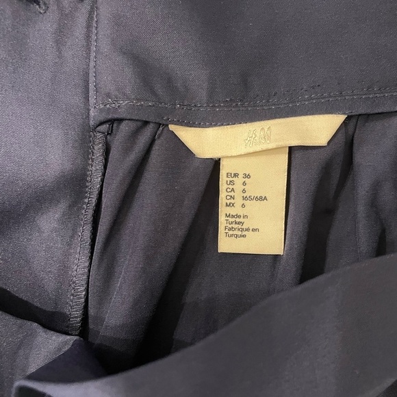 H&M Navy Blue Skirt - Picture 3 of 7